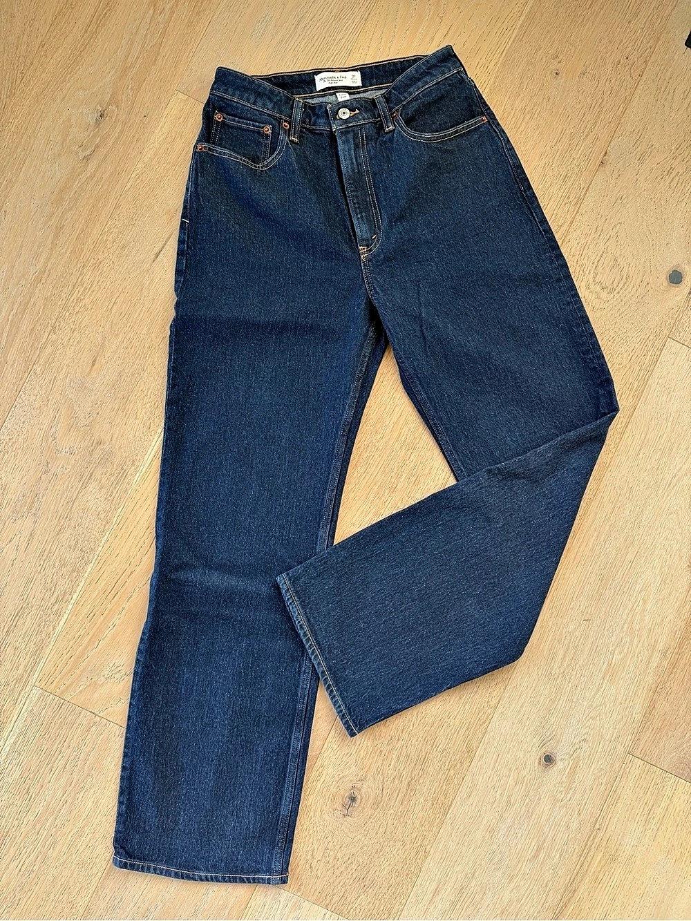 Abercrombie & Fitch Curve Love The 90s Relaxed Jean High Rise Waist 27